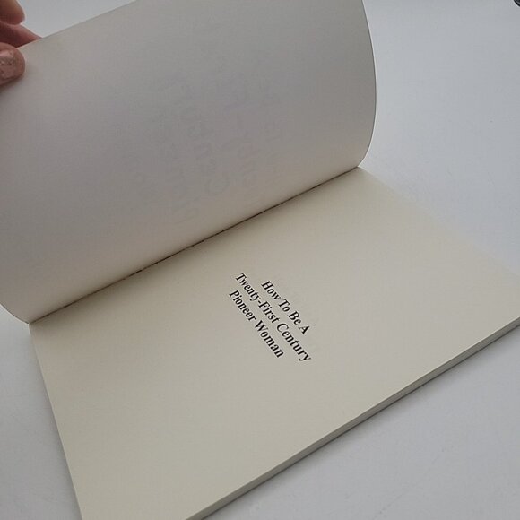 How to Be A Twenty-First Century Pioneer Woman by Neylan McBaine (2009, Trade... - Picture 3 of 4